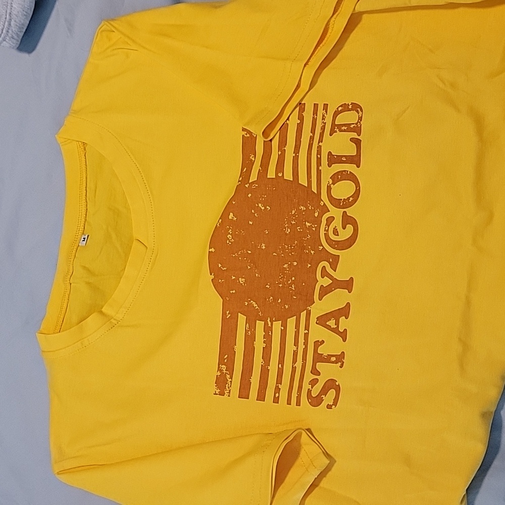Stay Gold tee